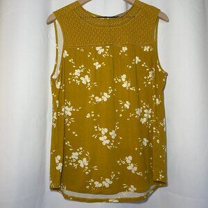 Daniel Rainn Cannie Lace Trim Knit Tank Womens L Mustard Yellow Grannycore EUC